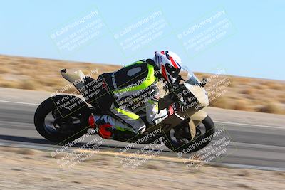 media/Jan-13-2024-SoCal Trackdays (Sat) [[9c032fe5aa]]/Turn 14 Inside (150pm)/